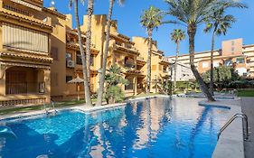 IDEAL para VERANO con PISCINA e INVIERNO con COCINA de LEÑA